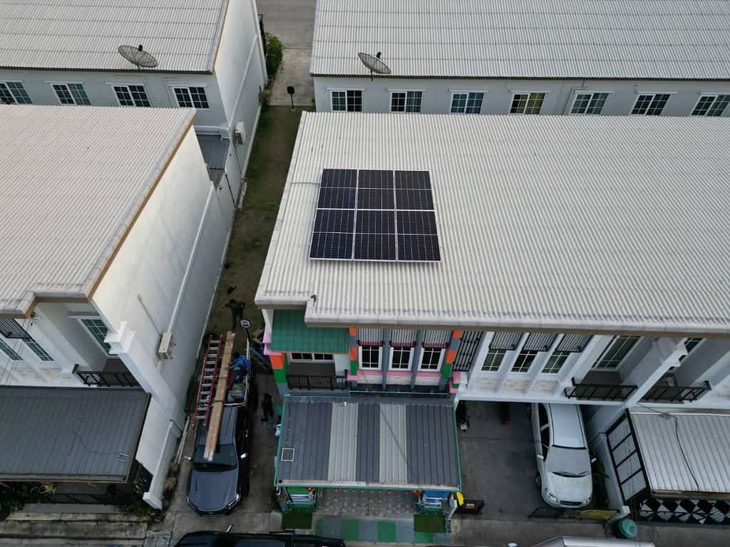ติดโซล่าเซลล์ ทาวน์โฮม ขนาด 3kw อยุธยา